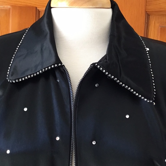 Ladies Black and Rhinestone trimmed Jacket Size 8.  Made in USA.  Zippered front - Picture 3 of 16